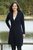 Ierse wollen lange damesvest Danielle in Rich Navy van IrelandsEye